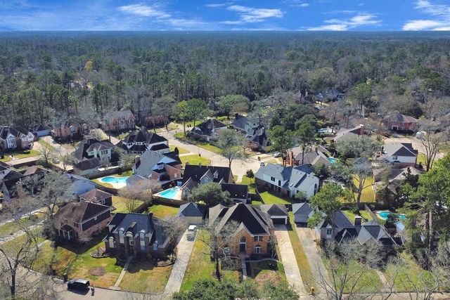 2807 Cedarville Drive, Kingwood, TX 77345