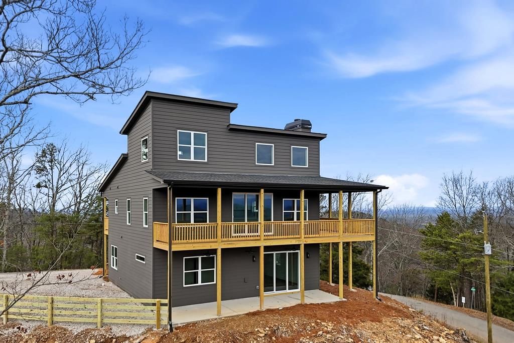 185 Stirratt Road, Ranger, GA 30734