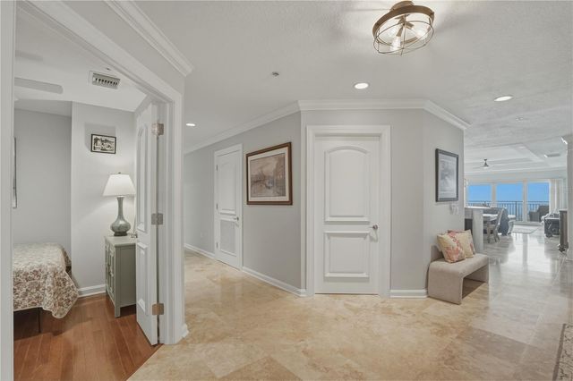 312 8TH AVENUE N 203, Tierra Verde, FL 33715