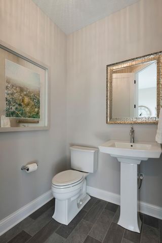 725 Crest Curve, Hudson, WI 54016