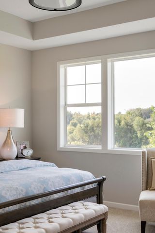 725 Crest Curve, Hudson, WI 54016