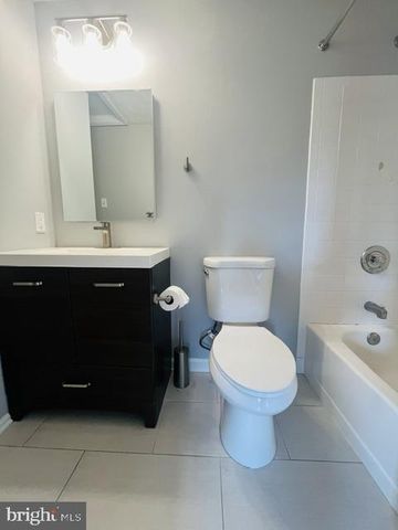 11 CAVAN GRN, Nottingham, MD 21236