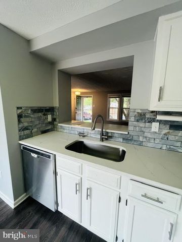 11 CAVAN GRN, Nottingham, MD 21236