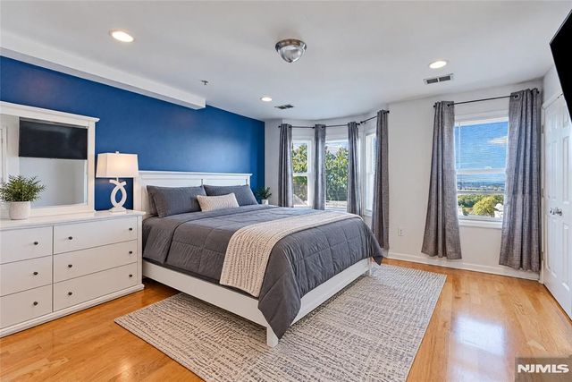 8512 Smith Avenue, North Bergen, NJ 07047