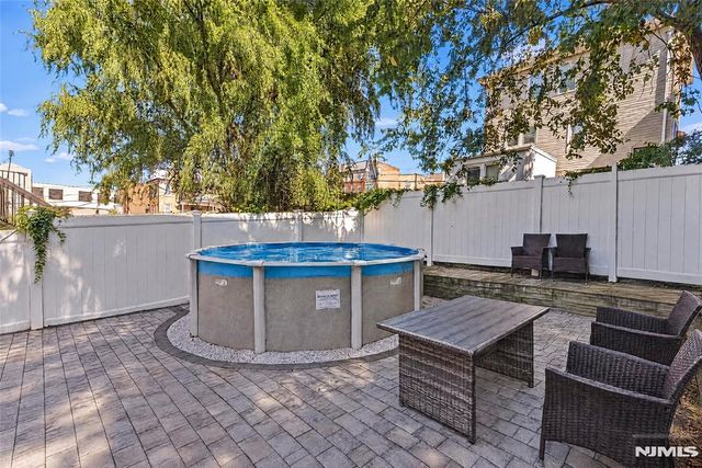 8512 Smith Avenue, North Bergen, NJ 07047