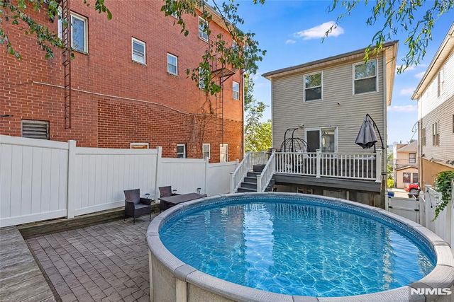 8512 Smith Avenue, North Bergen, NJ 07047