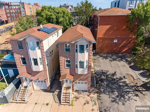 8512 Smith Avenue, North Bergen, NJ 07047