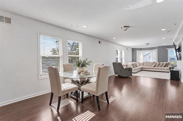 8512 Smith Avenue, North Bergen, NJ 07047