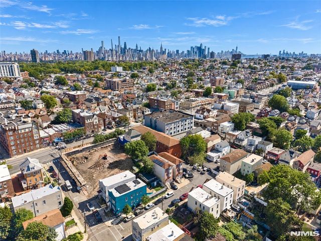 8512 Smith Avenue, North Bergen, NJ 07047