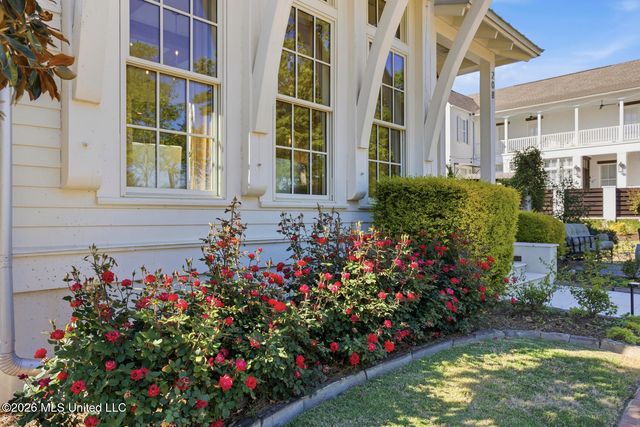 208 N Natchez Drive, Madison, MS 39110
