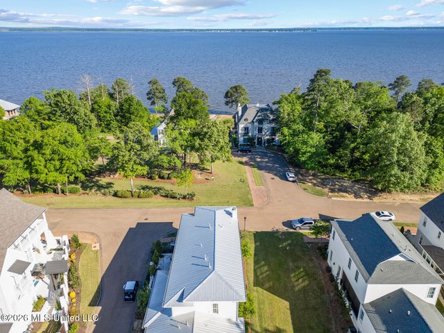 208 N Natchez Drive, Madison, MS 39110