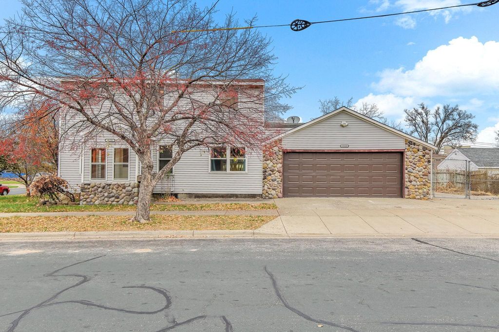 4450 W 125th Street, Savage, MN 55378