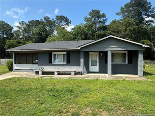 1725 Sand Hill Road, Hope Mills, NC 28348