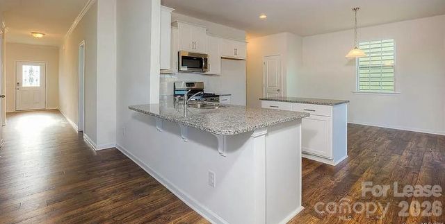 418 Grantham Lane, Charlotte, NC 28262