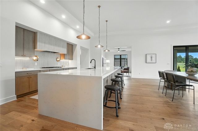 1890 Horseshoe Bend, Dayton, OH 45458
