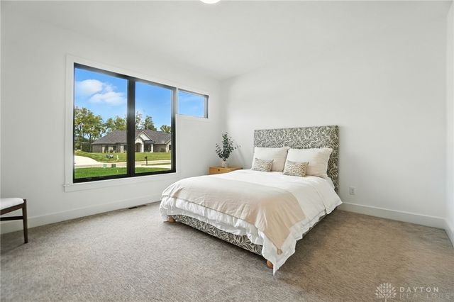 1890 Horseshoe Bend, Dayton, OH 45458