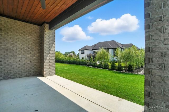 1890 Horseshoe Bend, Dayton, OH 45458