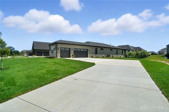 1890 Horseshoe Bend, Dayton, OH 45458