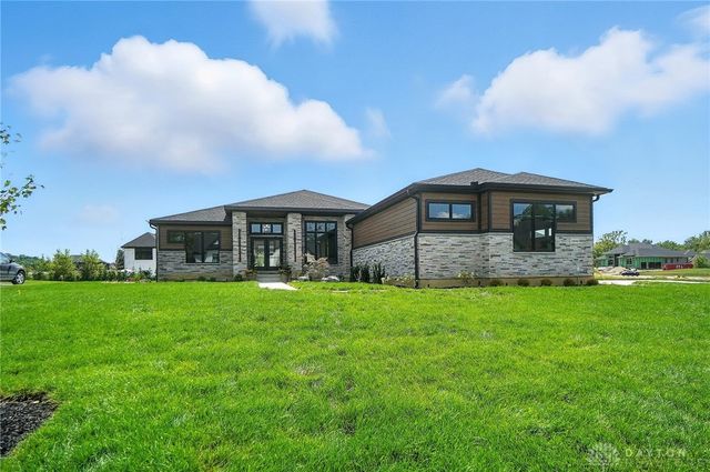 1890 Horseshoe Bend, Dayton, OH 45458