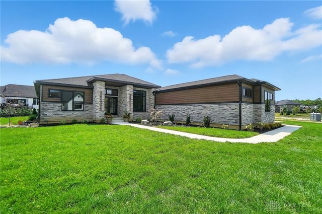 1890 Horseshoe Bend, Dayton, OH 45458