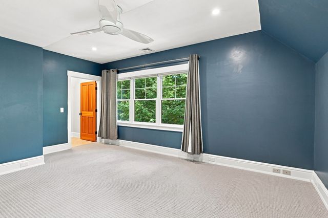 20 Bungalow Point, Wilbraham, MA 01095