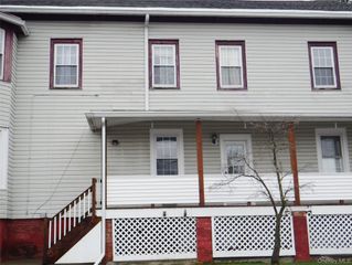 19 Main 5, Wappingers Falls, NY 12590