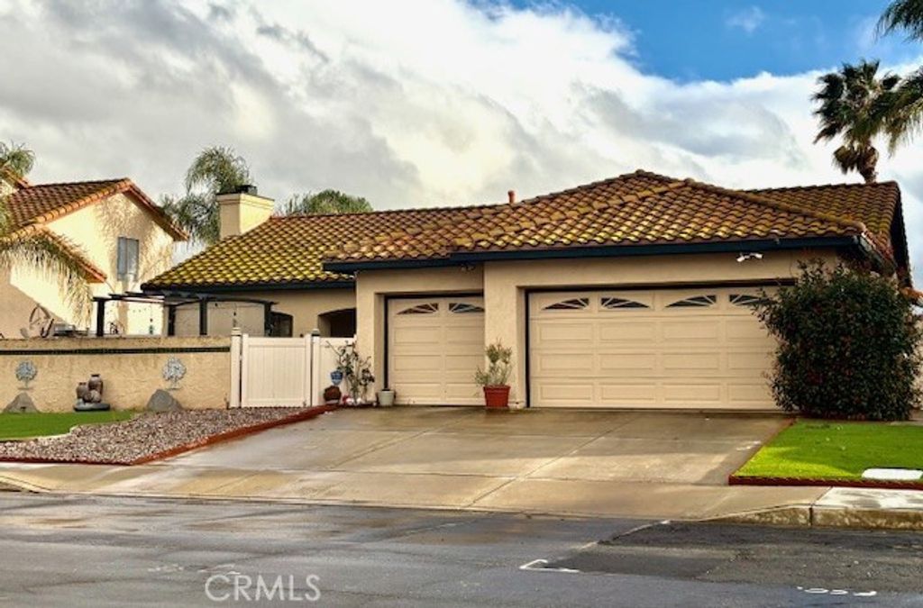 Image 1 of property listing at 23095 Twinflower, Wildomar, CA 92595