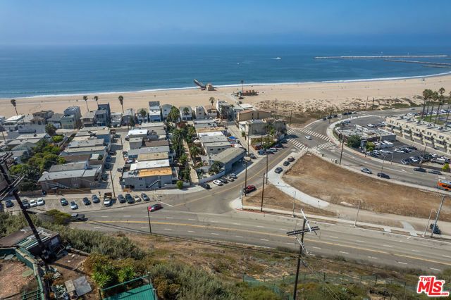 6916 Vista Del Mar, Playa Del Rey (los Angeles), CA 90293