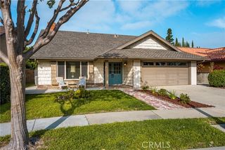5743 Coke Avenue, Lakewood, CA 90712