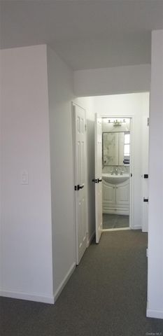 740 E Broadway 3E, Long Beach, NY 11561