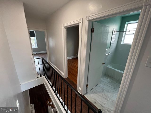 30 W ABINGTON AVE, Philadelphia, PA 19118