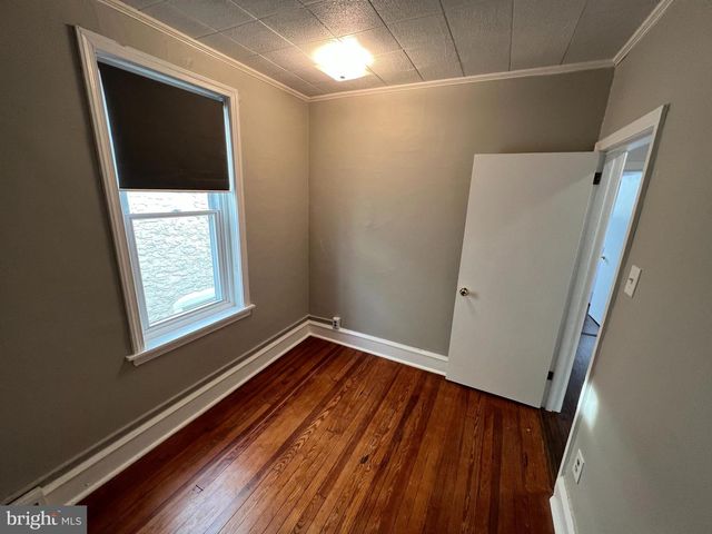 30 W ABINGTON AVE, Philadelphia, PA 19118