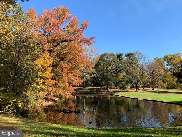 30 W ABINGTON AVE, Philadelphia, PA 19118