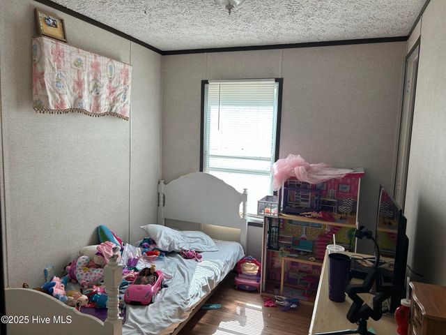 5240 Village Drive, Laurinburg, NC 28352