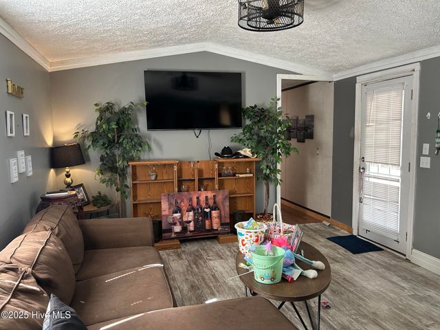 5240 Village Drive, Laurinburg, NC 28352