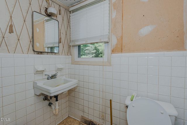6119 N Roxboro Road, Durham, NC 27712
