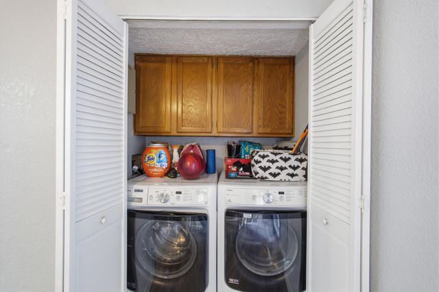 6041 Sequoia Road NW C13, Albuquerque, NM 87120