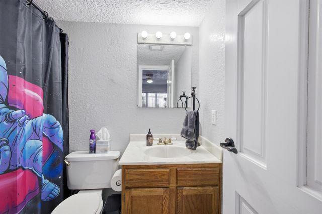 6041 Sequoia Road NW C13, Albuquerque, NM 87120