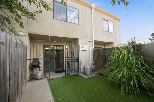 6041 Sequoia Road NW C13, Albuquerque, NM 87120