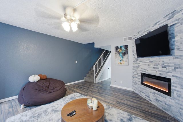 6041 Sequoia Road NW C13, Albuquerque, NM 87120