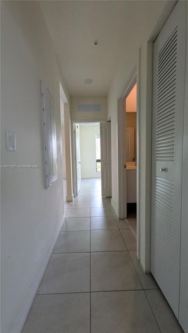 8001 NW 41st Street F-204, Doral, FL 33166