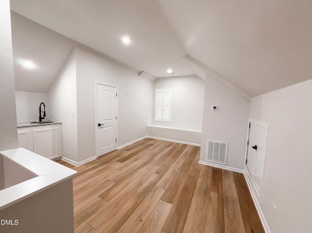 644 Ashe Lake Way, Fuquay Varina, NC 27526