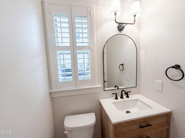 644 Ashe Lake Way, Fuquay Varina, NC 27526