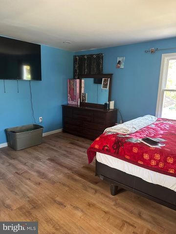 548 N LINCOLN AVE, Vineland, NJ 08360