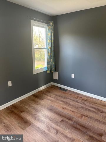 548 N LINCOLN AVE, Vineland, NJ 08360