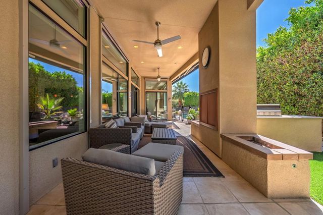 47200 Desert Lily Drive, Palm Desert, CA 92260