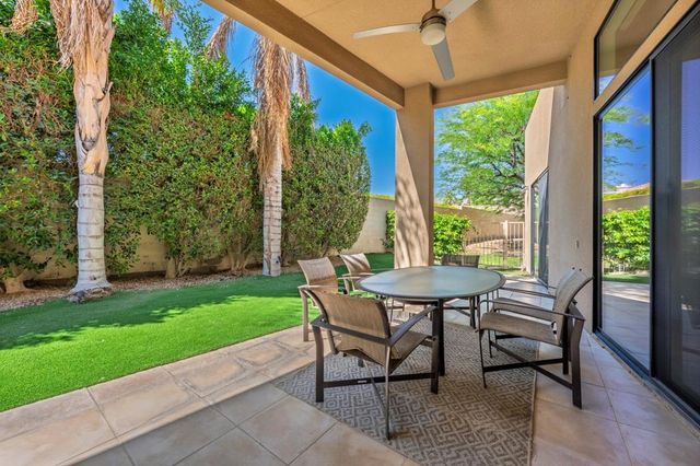 47200 Desert Lily Drive, Palm Desert, CA 92260