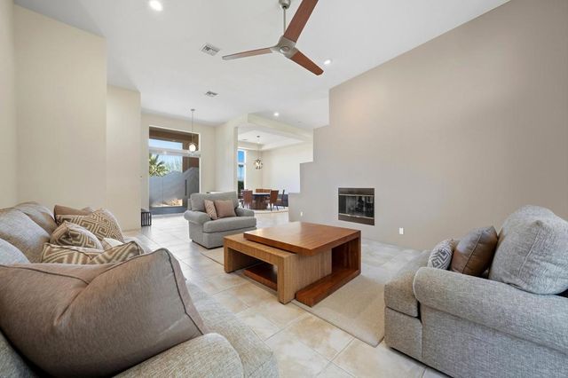 47200 Desert Lily Drive, Palm Desert, CA 92260