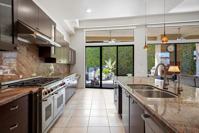 47200 Desert Lily Drive, Palm Desert, CA 92260