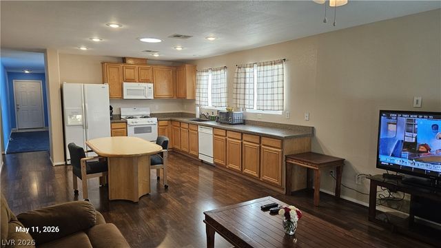 11832 Magliana Street, Las Vegas, NV 89183